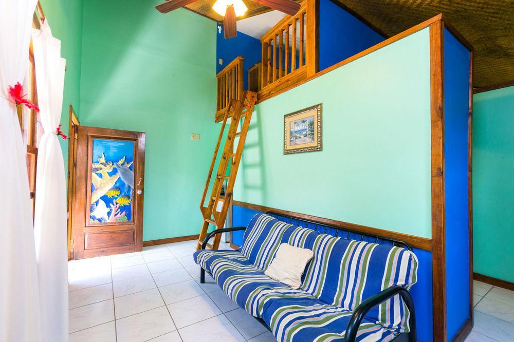 Banarama Beach & Dive Resort Sandy Bay Extérieur photo